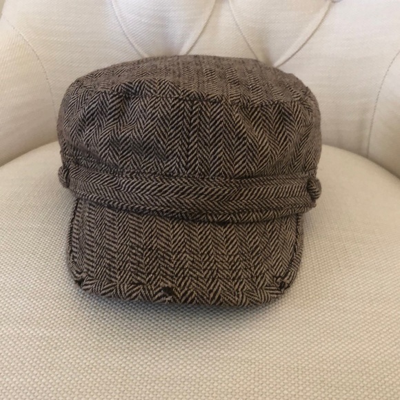 D&Y. Distressed Houndstooth Cap. - Picture 1 of 5